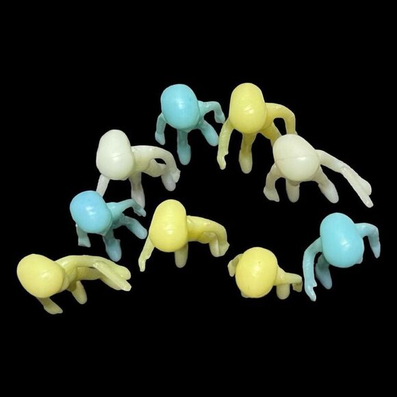 Vintage Lot of 9 Muted Imperial Star Patrol Space Aliens 1” B3 - Picture 2 of 2